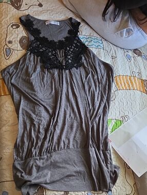 Rosegal Gray Sleeveless Tank with Black Crochet Yoke
